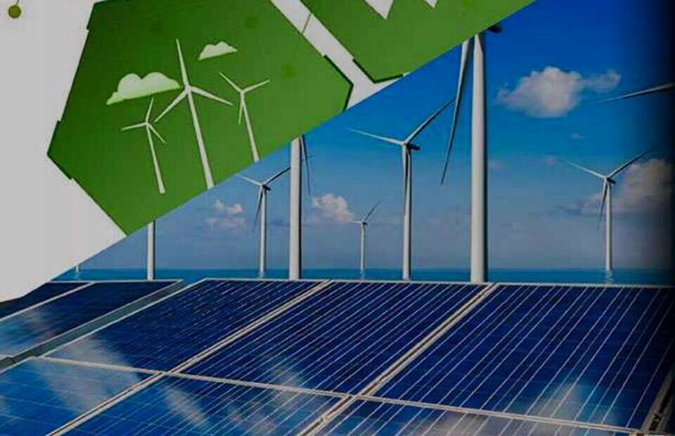 Paneles solares y aerogeneradores